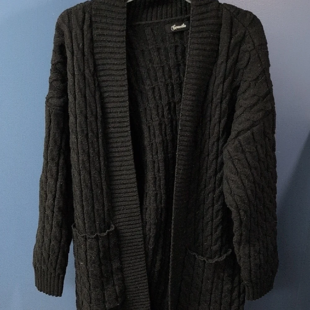 Elegant Black Cable Knit Cardigan - Picture 1 of 4